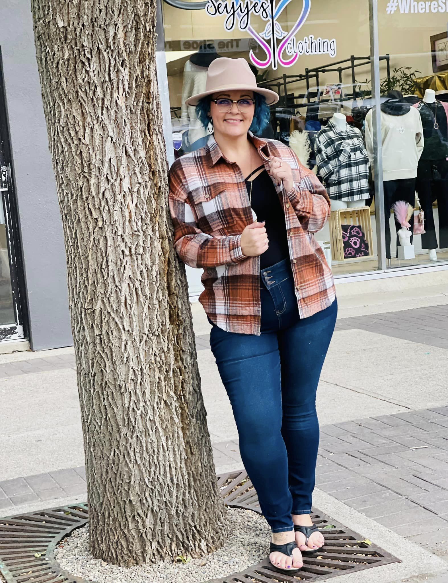 Curvy online shopping hotsell