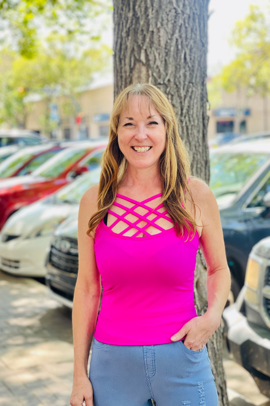 CRISS CROSS TANK TOP
