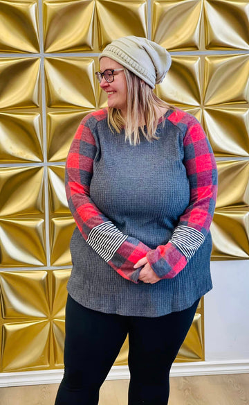 Curvy Plaid Sleeves Sweatshirt