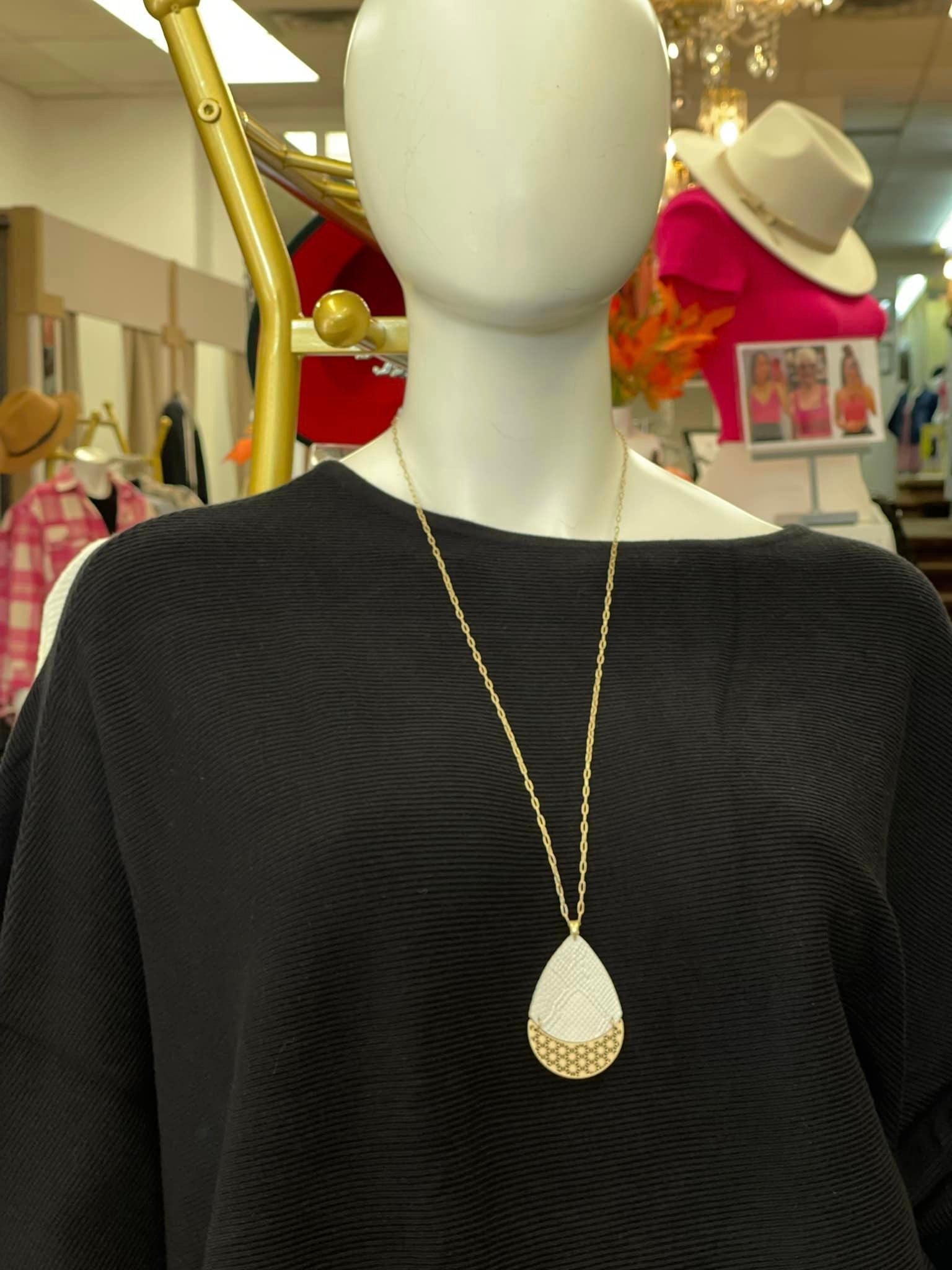 White/Gold Filigree Teardrop Necklace